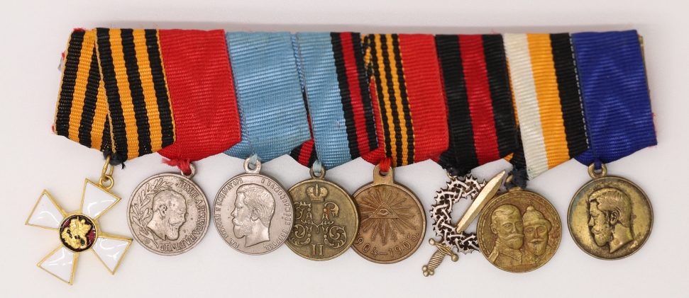 Eight-Nation Alliance Bronze Medal for The China Campaign 1900-1901 and Other Medal Set (Miniature) 八國聯軍 銅質1900-1901中國行動獎章和其他獎章組 (迷你版)